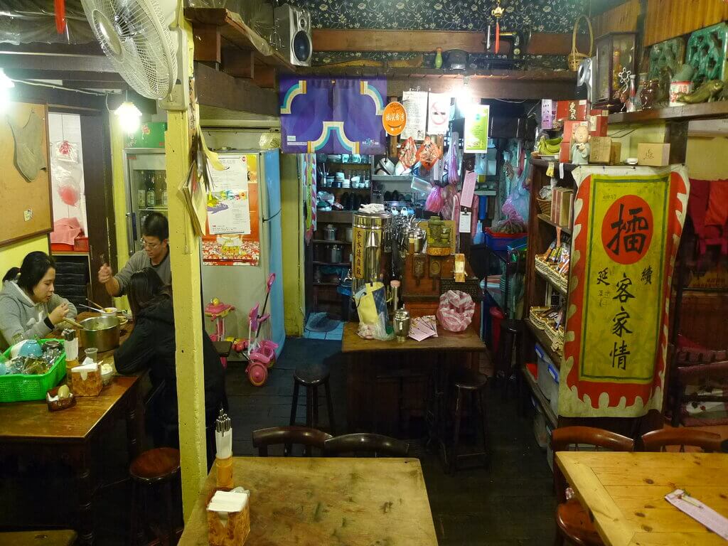 Quán ăn nhà cổ Đài Loan hơn trăm tuổi Jinjiang với thực đơn đậm chất người Khách Gia