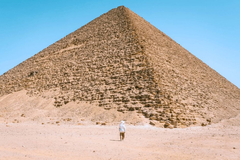 EGYPT - A THOUSAND NIGHTS ALONG THE NILE